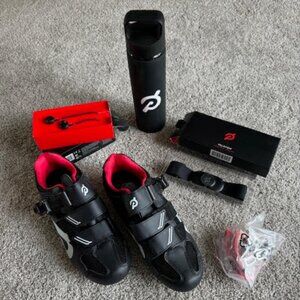 PELOTON CYCLING SHOES SIZE 40 BUNDLE (WATER BOTTLE, HEART RATE MONITOR, EARBUDS)